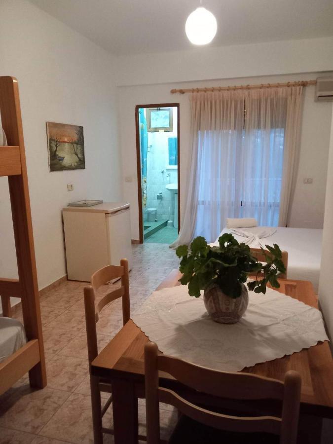 Irini'S Guesthouse Кепаро Экстерьер фото